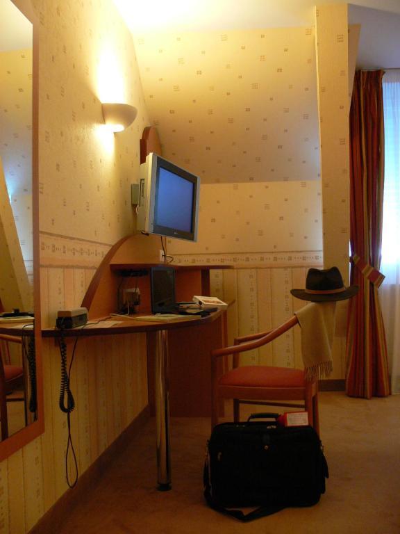 Logis Hotels Le Champalud Restaurant La Citadelle Oree-d'Anjou Quarto foto
